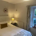 B&B Talbot House And Tearoom