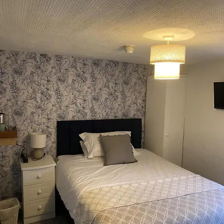 Talbot House And Tearoom 3*