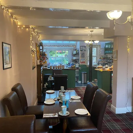 לינה וארוחת בוקר Talbot House And Tearoom 3*